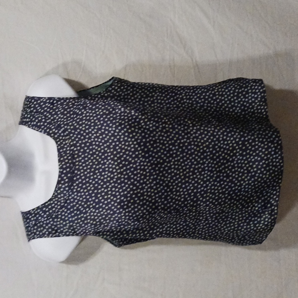 Women's Sleeveless Top Size 6